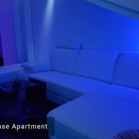 Modern Penthouse And Jacuzzi Apartment